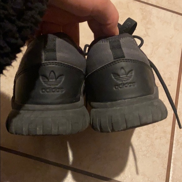 Adidas - Picture 2 of 2